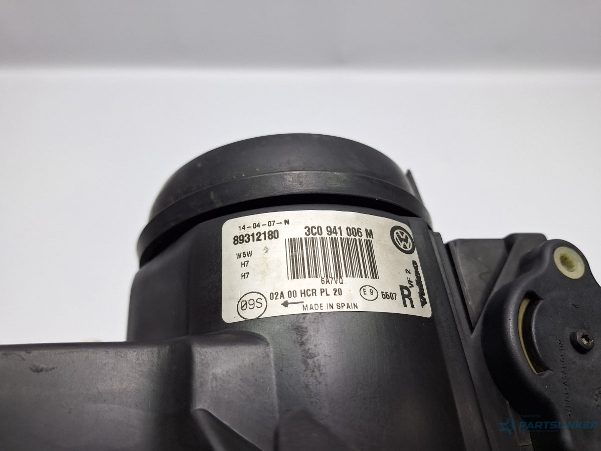 Far halogen dreapta VOLKSWAGEN PASSAT 3C2 2005 - 2010 TDI 3C0941006M volan stanga