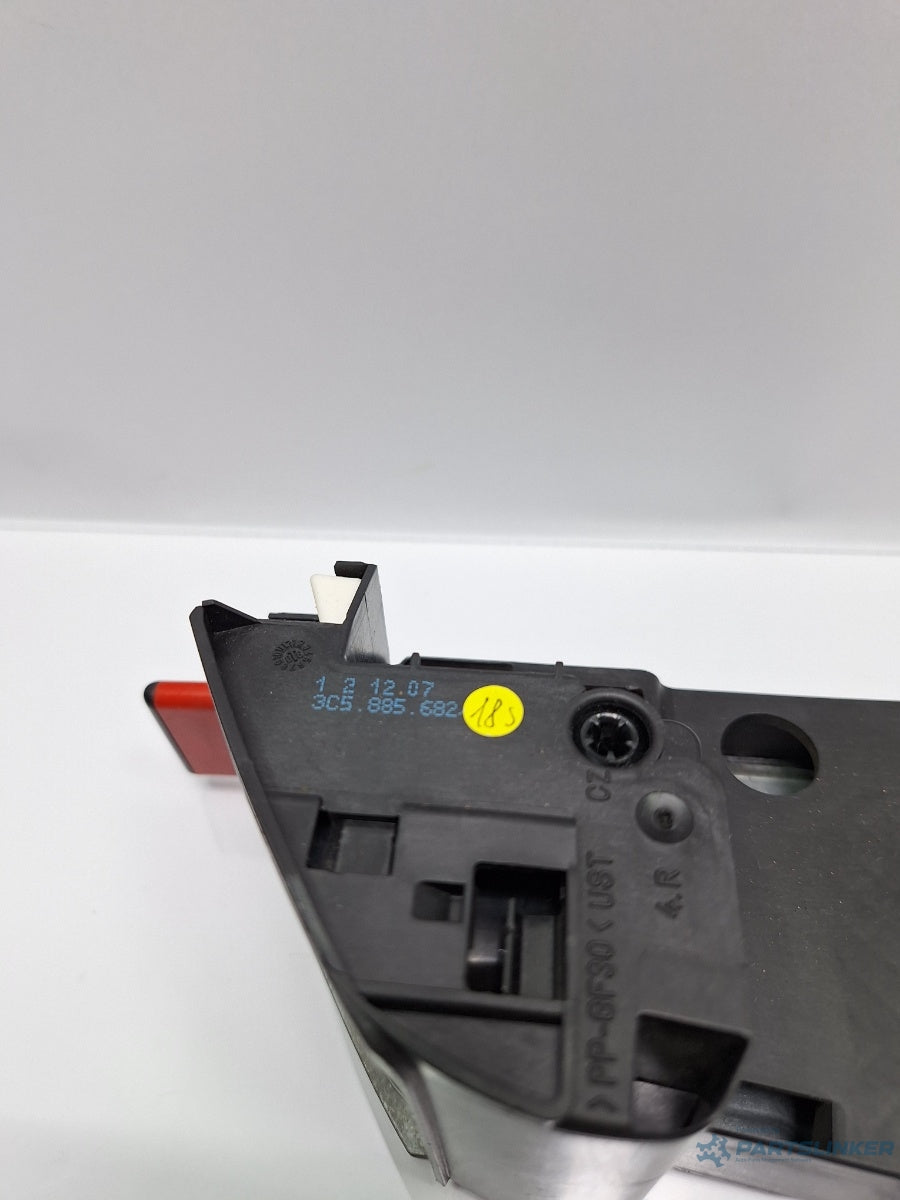 Blocare spatar bancheta dreapta spate VOLKSWAGEN PASSAT 3C2 2005 - 2010 TDI 16V BKP, CBAB 3C5885682