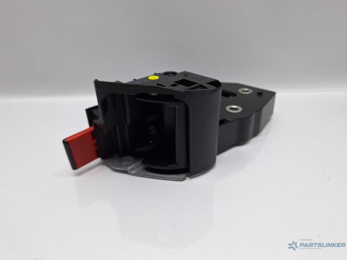 Blocare spatar bancheta dreapta spate VOLKSWAGEN PASSAT 3C2 2005 - 2010 TDI 16V BKP, CBAB 3C5885682