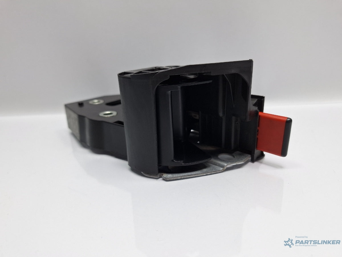 Blocare spatar bancheta stanga spate VOLKSWAGEN PASSAT 3C2 2005 - 2010 TDI 16V BKP, CBAB 3C5885681