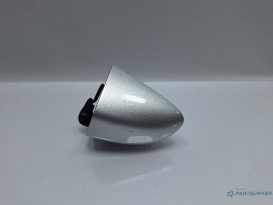 Capac butuc LA7W usa stanga VOLKSWAGEN PASSAT 3C2 2005 - 2010 TDI 16V BKP, CBAB 3C0837879