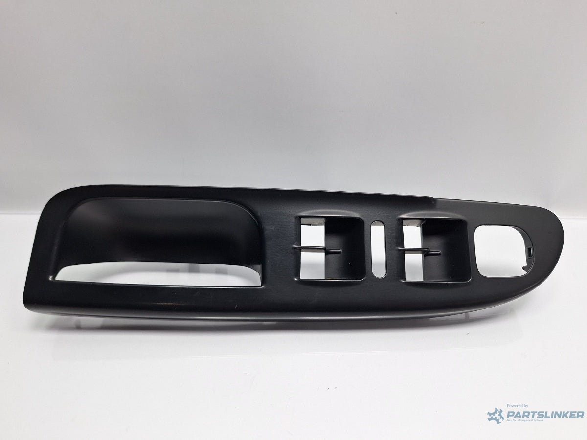 Maner interior usa stanga fata VOLKSWAGEN PASSAT 3C2 2005 - 2010 TDI 16V BKP, CBAB 3C1867171B