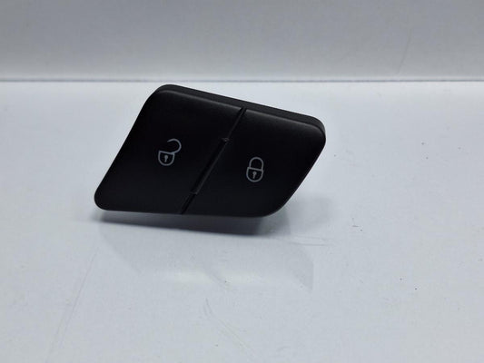 Buton inchidere centralizata VOLKSWAGEN PASSAT 3C2 2005 - 2010 TDI 16V BKP, CBAB 3C0962125B