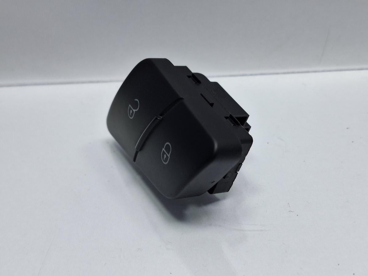Buton inchidere centralizata VOLKSWAGEN PASSAT 3C2 2005 - 2010 TDI 16V BKP, CBAB 3C0962125B