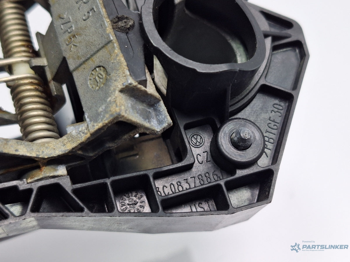 Maner cu suport usa dreapta VOLKSWAGEN PASSAT 3C2 2005 - 2010 TDI 16V BKP, CBAB 3C0857210 , 3C0837886J