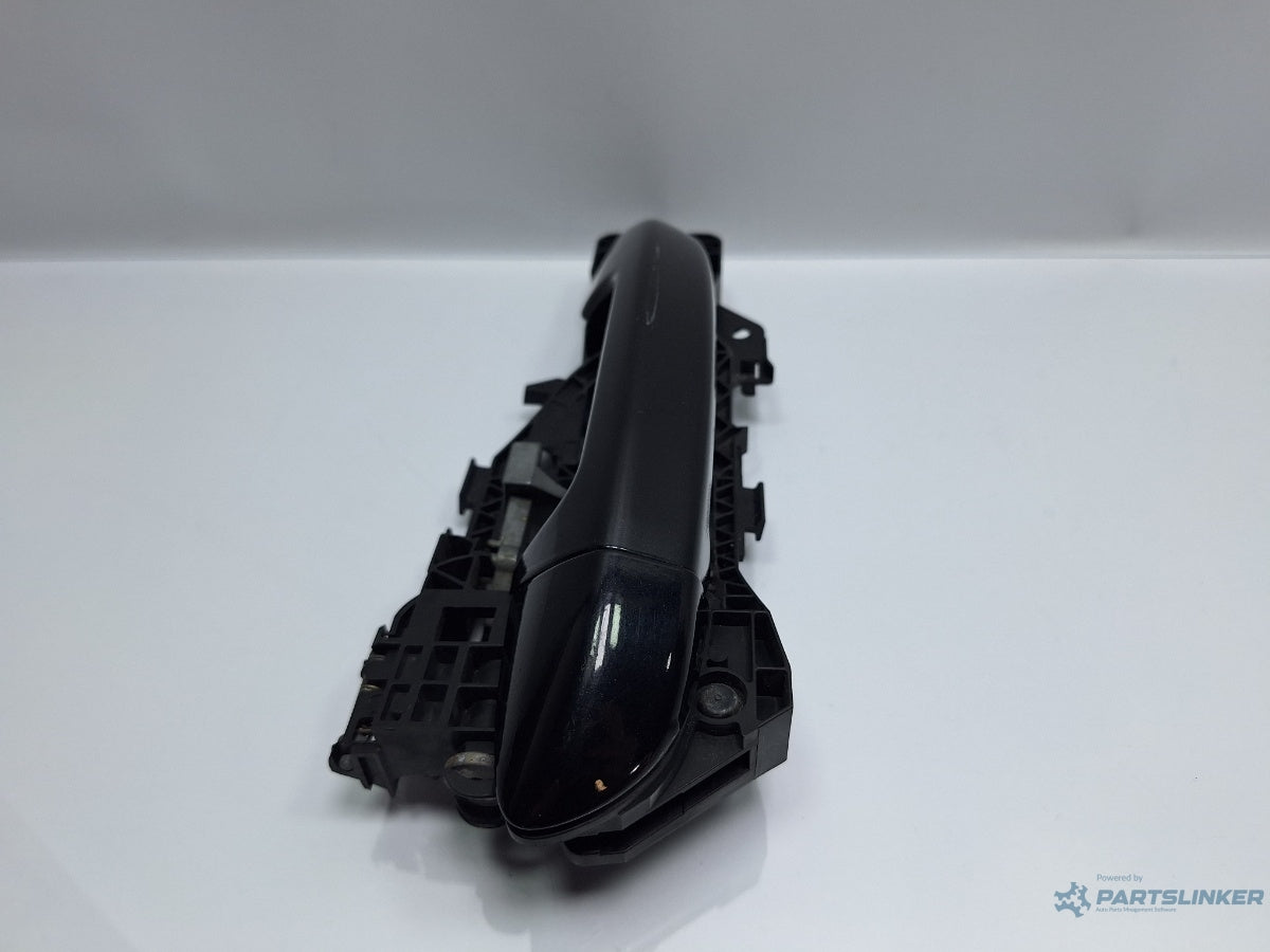 Maner cu suport usa dreapta VOLKSWAGEN PASSAT 3C2 2005 - 2010 TDI 16V BKP, CBAB 3C0857210 , 3C0837886J