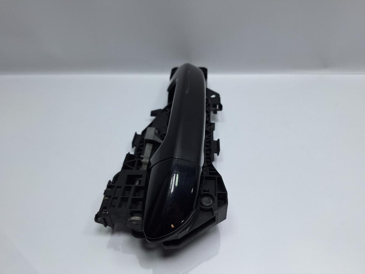 Maner cu suport usa dreapta VOLKSWAGEN PASSAT 3C2 2005 - 2010 TDI 16V BKP, CBAB 3C0857210 , 3C0837886J