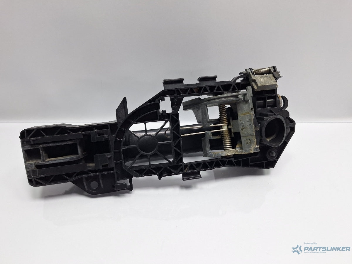 Maner cu suport usa dreapta VOLKSWAGEN PASSAT 3C2 2005 - 2010 TDI 16V BKP, CBAB 3C0857210 , 3C0837886J