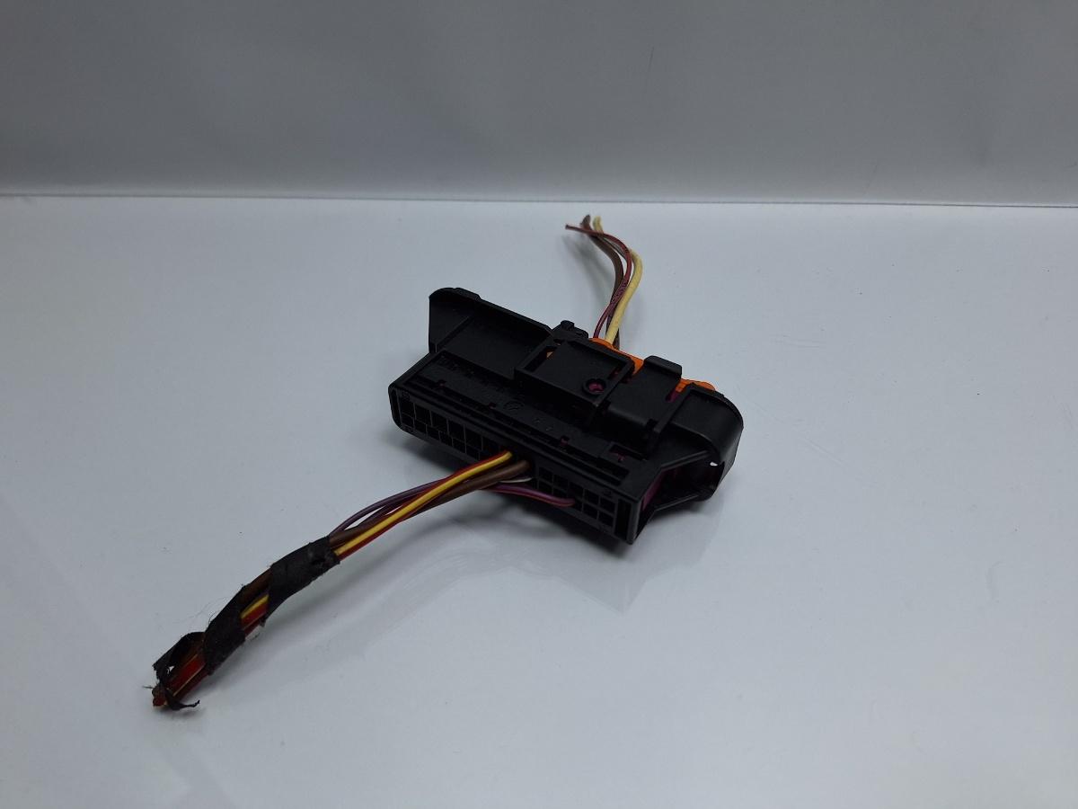 Mufa conector cablaj usa VOLKSWAGEN PASSAT 3C2 2005 - 2010 TDI 16V BKP, CBAB 1K0937722D , 1K0937702C