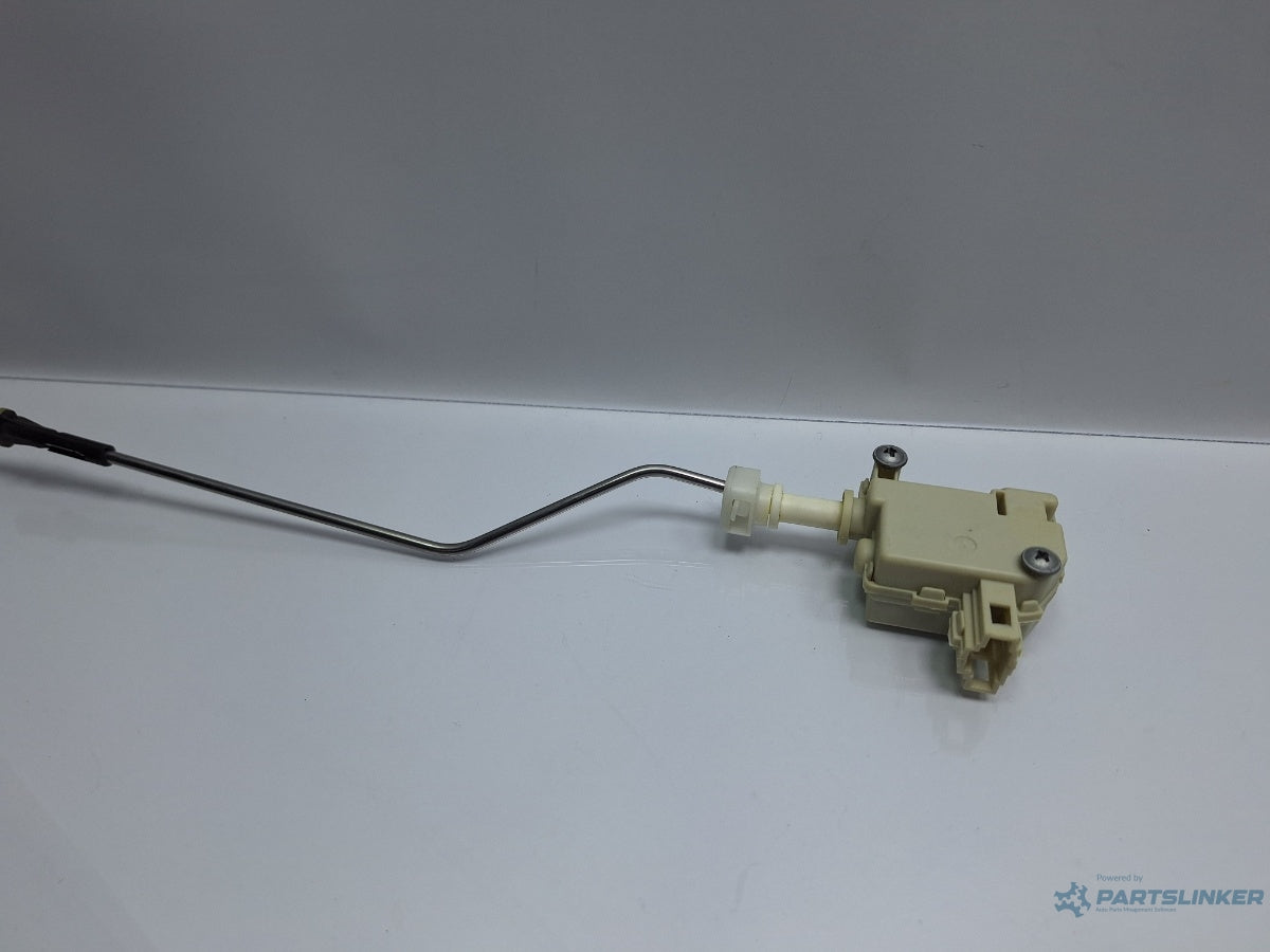 Motoras blocare usita rezervor combustibil VOLKSWAGEN PASSAT 3C2 2005 - 2010 TDI 16V BKP, CBAB 3C0910773