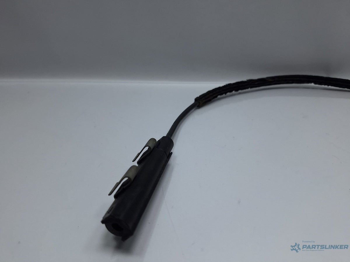 Cablu de deschidere capota motor VOLKSWAGEN PASSAT 3C2 2005 - 2010 TDI 16V BKP, CBAB 3C1823535