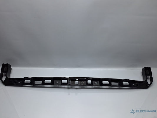 Suport central bara de protectie spate VOLKSWAGEN PASSAT 3C2 2005 - 2010 TDI 16V BKP, CBAB 3C5807861A