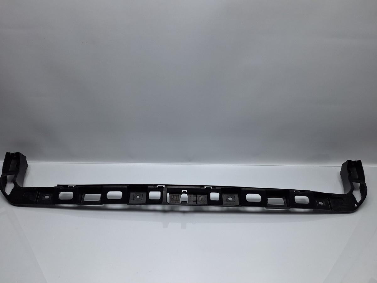 Suport central bara de protectie spate VOLKSWAGEN PASSAT 3C2 2005 - 2010 TDI 16V BKP, CBAB 3C5807861A