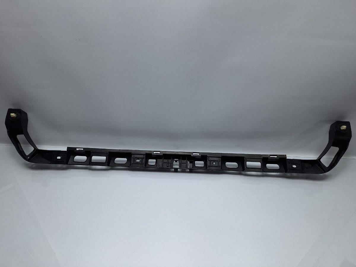 Suport central bara de protectie spate VOLKSWAGEN PASSAT 3C2 2005 - 2010 TDI 16V BKP, CBAB 3C5807861A