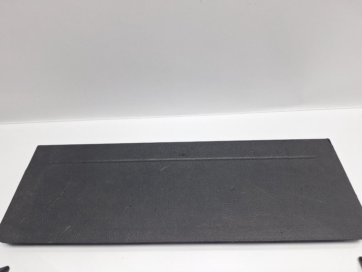 Ornament lateral portbagaj VOLKSWAGEN PASSAT 3C2 2005 - 2010 TDI 16V BKP, CBAB 3C5863463