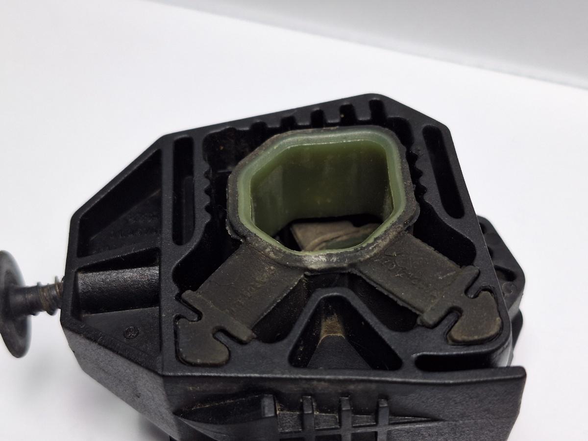 Suporti radiatoare VOLKSWAGEN PASSAT 3C2 2005 - 2010 TDI 16V BKP, CBAB 1K0121367D , 1Z0121367B