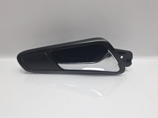 Maner interior usa dreapta fata VOLKSWAGEN PASSAT 3C2 2005 - 2010 TDI 16V BKP, CBAB 3C1837114