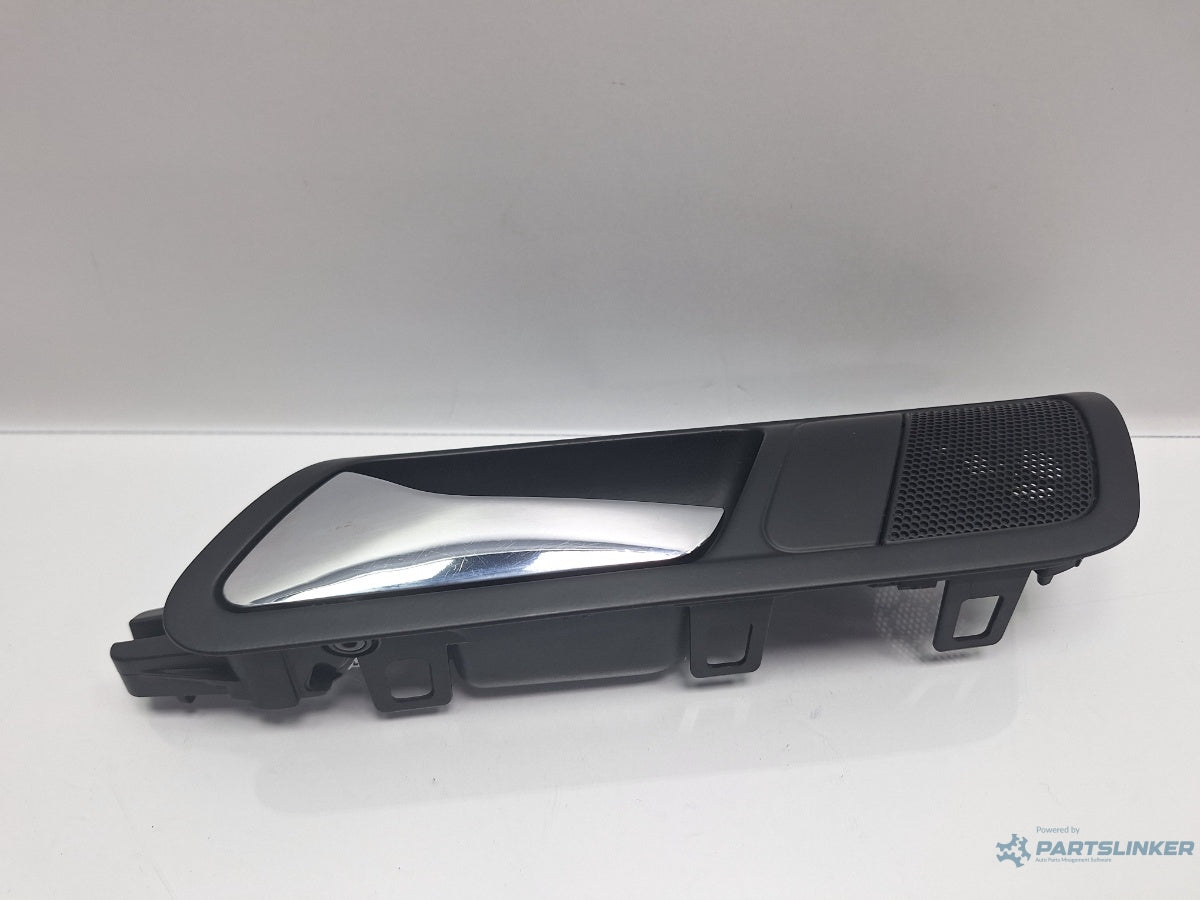 Maner interior usa stanga spate VOLKSWAGEN PASSAT 3C2 2005 - 2010 TDI 16V BKP, CBAB 3C4839113