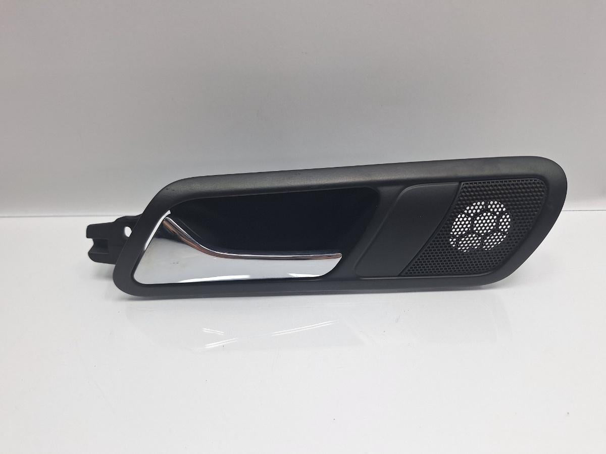 Maner interior usa stanga spate VOLKSWAGEN PASSAT 3C2 2005 - 2010 TDI 16V BKP, CBAB 3C4839113