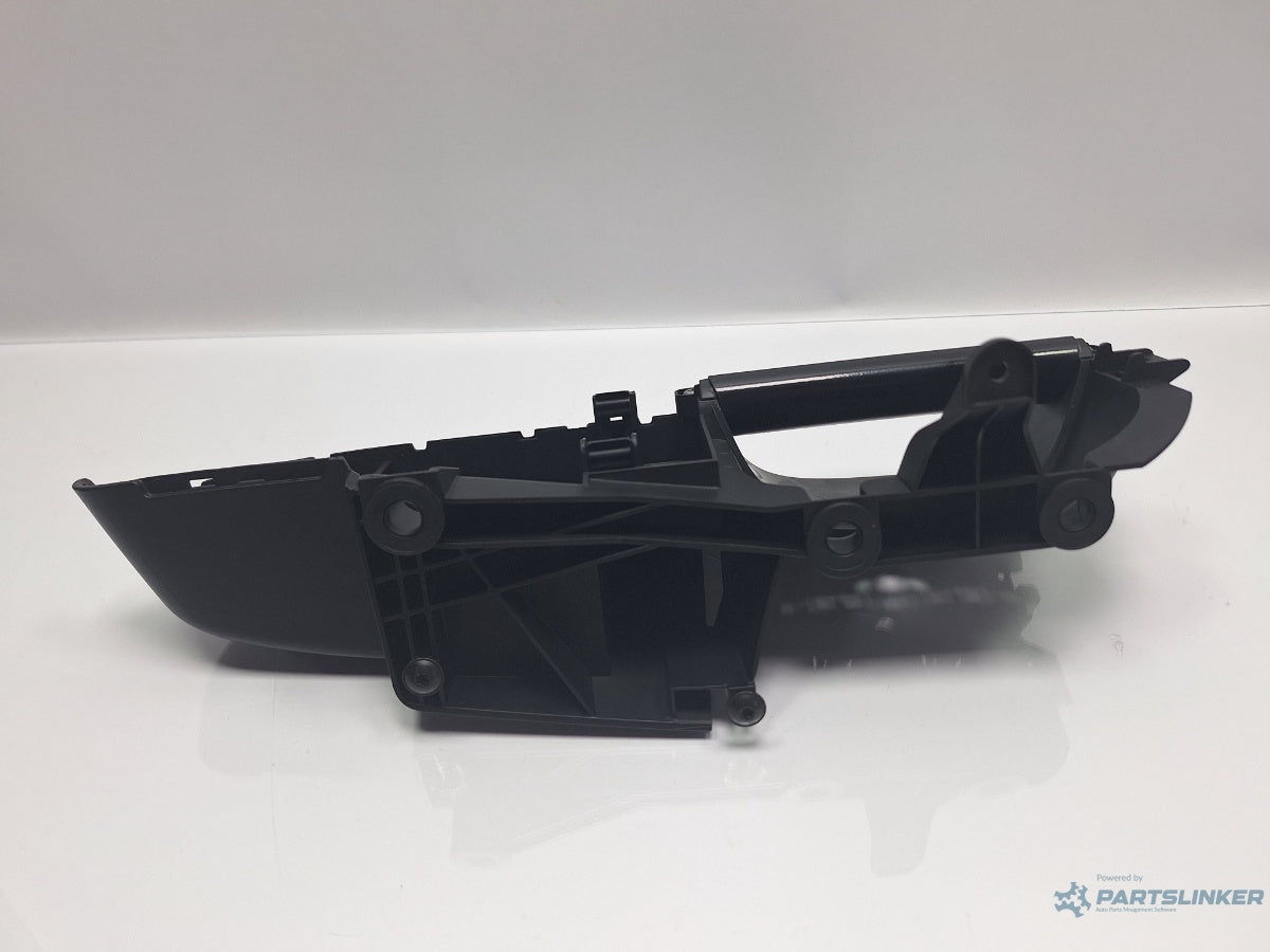 Maner interior usa stanga fata VOLKSWAGEN PASSAT 3C2 2005 - 2010 TDI 16V BKP, CBAB 3C1867179B