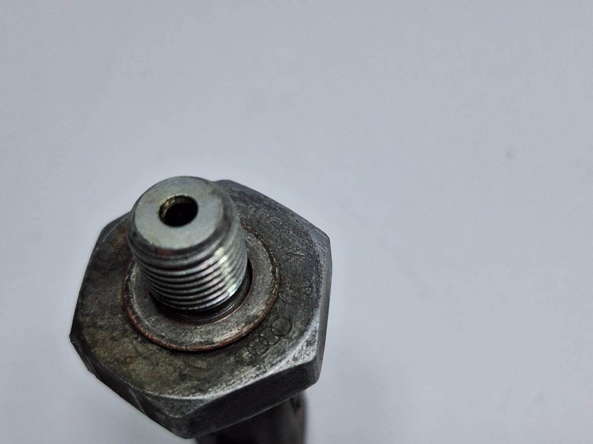 Senzor de presiune ulei VOLKSWAGEN SHARAN 7M8, 7M9, 7M6 1995 - 2010 TDI BRT 038919081K