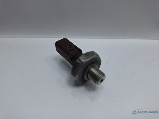 Senzor de presiune ulei VOLKSWAGEN SHARAN 7M8, 7M9, 7M6 1995 - 2010 TDI BRT 038919081K