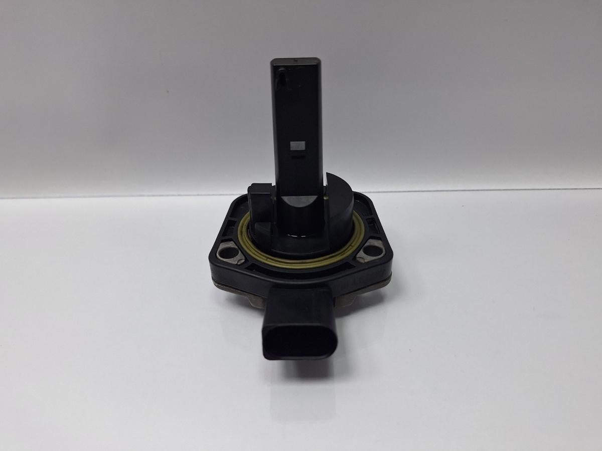 Senzor nivel ulei SEAT LEON II 1P1 2005 - 2013 TDI BKC, BLS, BXE 1J0907660C