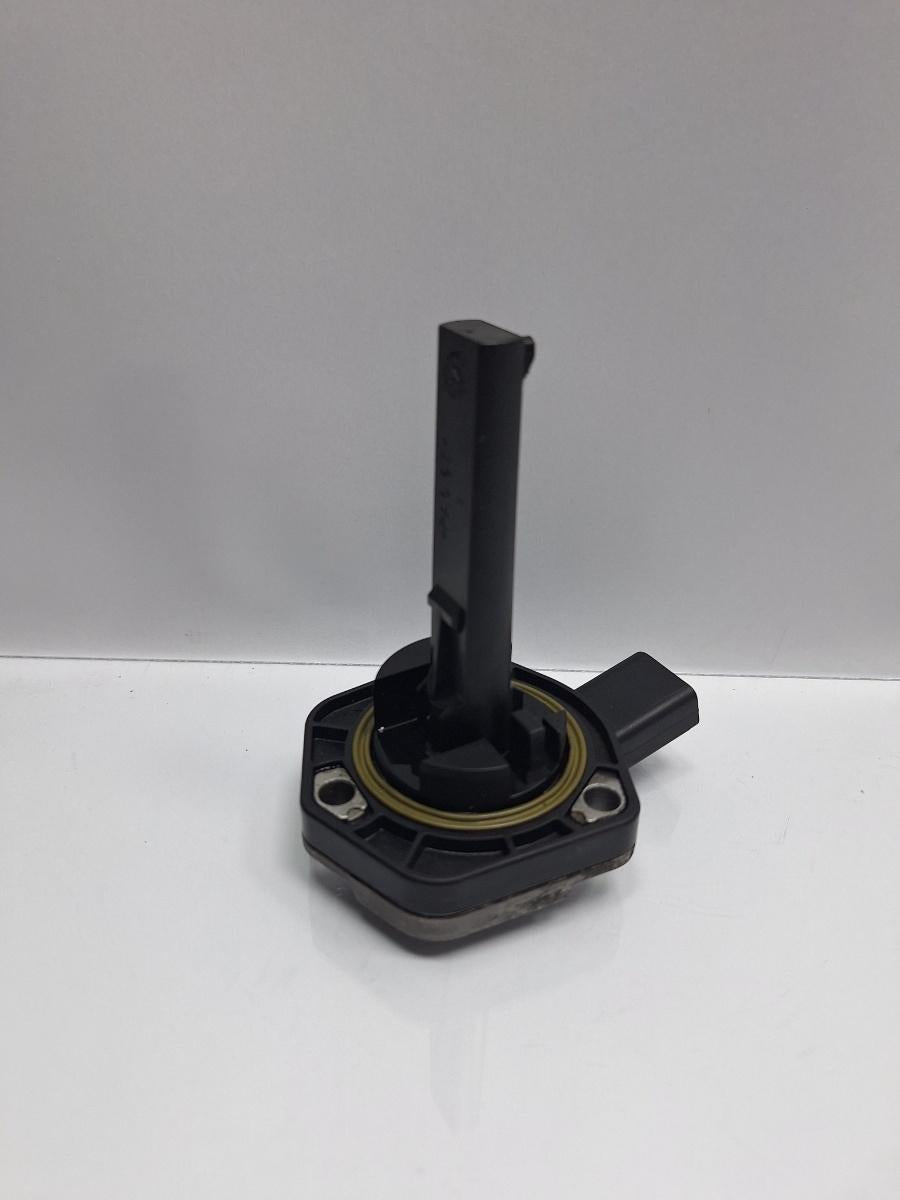 Senzor nivel ulei AUDI A4 III Avant 8ED, B7 2004 - 2008 TDI 16V BLB, BRE 06E907660