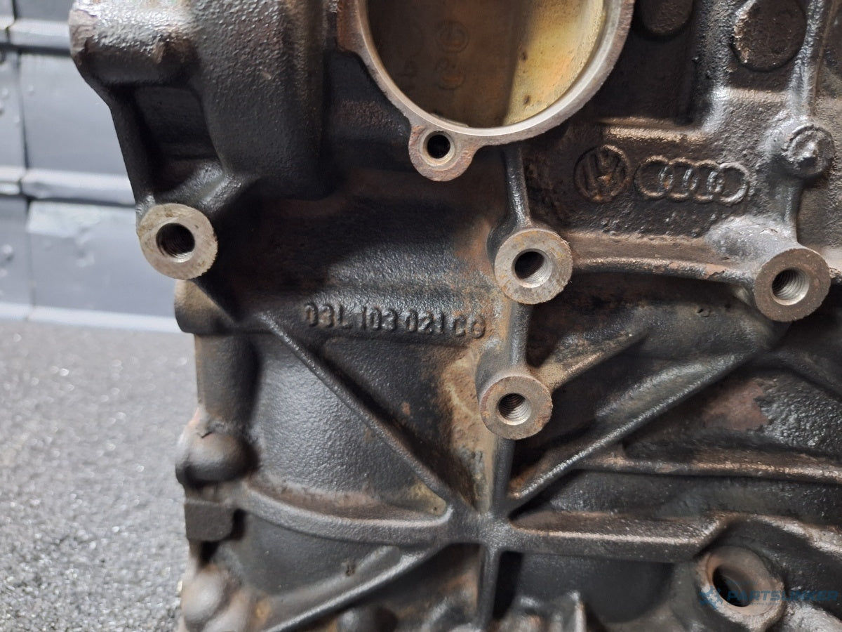 Bloc motor 2.0 TDI CJC AUDI A4 IV Avant 8K5, B8 2011 - 2015  CJCD  CJCA CJCB CJCC 03L103021CG