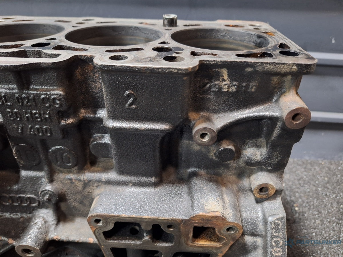 Bloc motor 2.0 TDI CJC AUDI A4 IV Avant 8K5, B8 2011 - 2015  CJCD  CJCA CJCB CJCC 03L103021CG