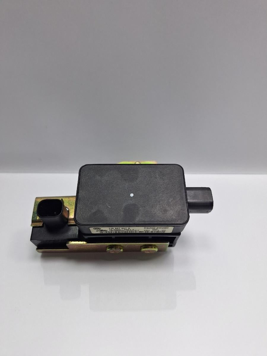Senzor ESP de viteza la viraje VOLKSWAGEN GOLF IV 1J1 1997 - 2007 TDI AGR, ALH 1J1907637A , 1J1907651A