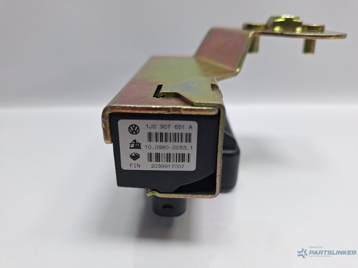 Senzor ESP de viteza la viraje VOLKSWAGEN GOLF IV 1J1 1997 - 2007 TDI AGR, ALH 1J1907637A , 1J1907651A