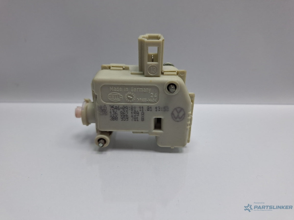 Motoras blocare usita rezervor combustibil VOLKSWAGEN GOLF IV 1J1 1997 - 2007 TDI AGR, ALH 1J6862159B