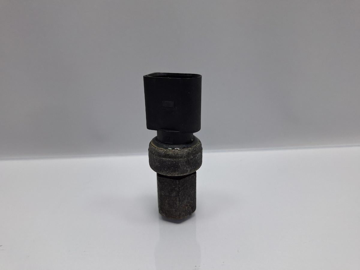 Senzor de presiune aer conditionat (AC) VOLKSWAGEN GOLF IV 1J1 1997 - 2007 TDI AGR, ALH 1J0959126