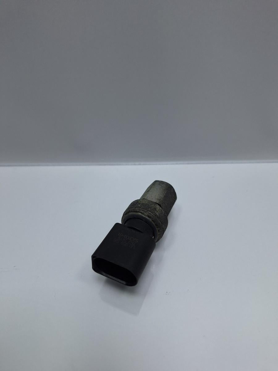 Senzor de presiune aer conditionat (AC) VOLKSWAGEN GOLF IV 1J1 1997 - 2007 TDI AGR, ALH 1J0959126