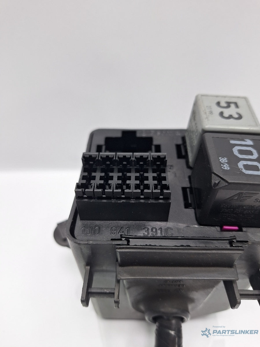 Panou relee VOLKSWAGEN GOLF IV 1J1 1997 - 2007 TDI AGR, ALH 1J0941391C