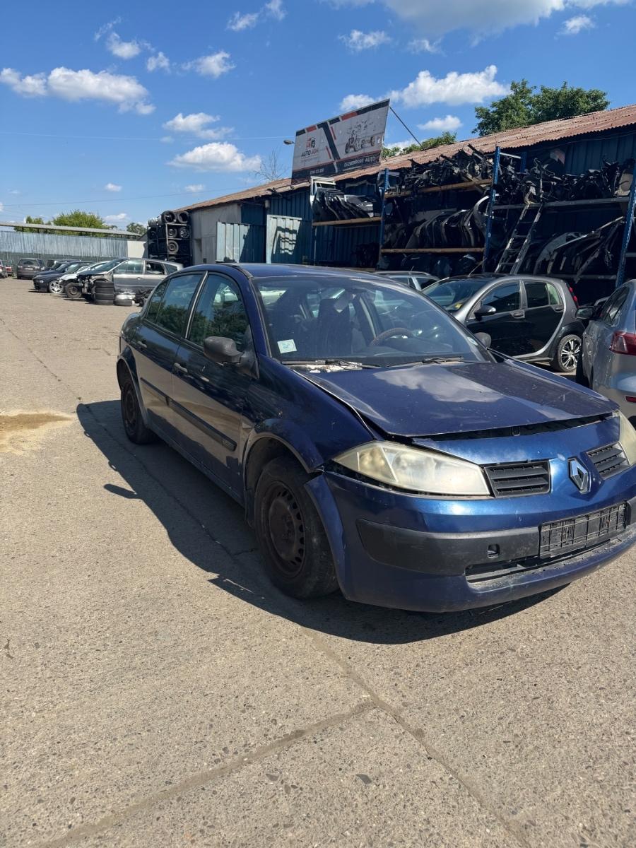 Dezmembrez RENAULT MEGANE II Saloon LM0/1_ 2005 1.5 dCi K9K 722 60KW|82HP