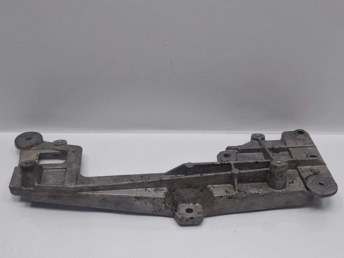 Suport Racitor Gaze VOLKSWAGEN PASSAT 3C2 2005 - 2010 TDI 16V BKP, CBAB 03G131159