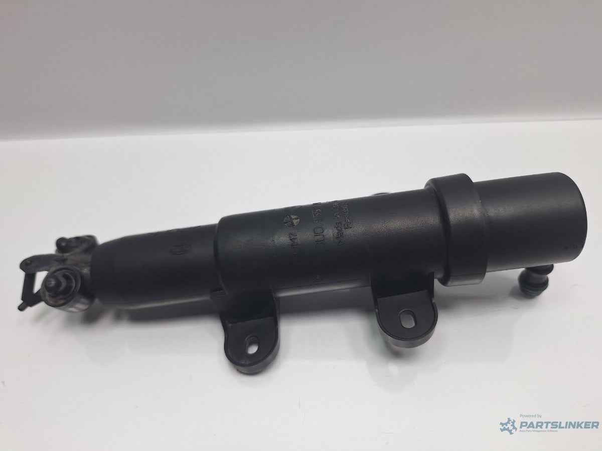 Spalator far stanga SKODA SUPERB III Estate 3T5 2009 - 2015 TDI CBBB, CFGB 3U0955979