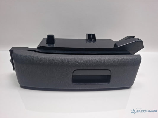 Sertar scaun dreapta VOLKSWAGEN TOURAN 1T1, 1T2 2003 - 2010 TDI BMM 1K0882600B