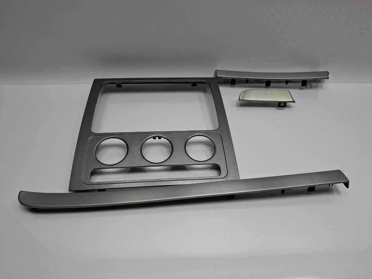 Ornamente bord VOLKSWAGEN TOURAN 1T1, 1T2 2003 - 2010 TDI BMM 1T1858415C , 1T0858071L