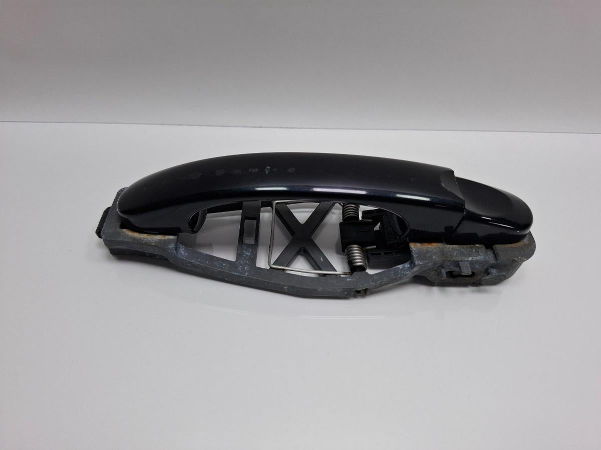 Maner exterior cu suport stanga VOLKSWAGEN TOURAN 1T1, 1T2 2003 - 2010 TDI BMM 1T0839885A