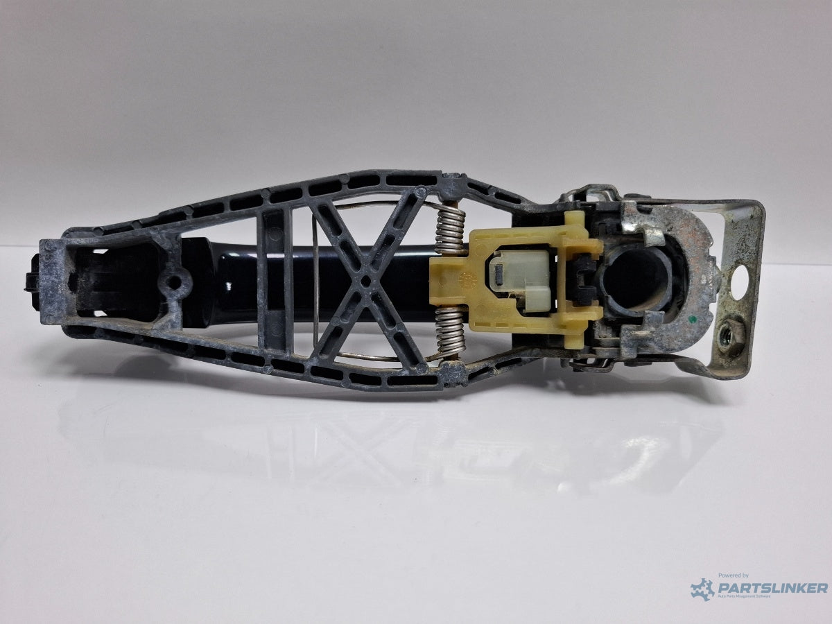 Maner exterior cu suport dreapta VOLKSWAGEN TOURAN 1T1, 1T2 2003 - 2010 TDI BMM 1T0837886B