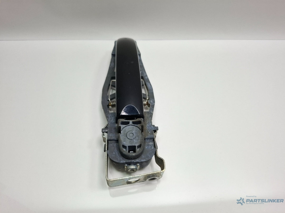 Maner exterior cu suport dreapta VOLKSWAGEN TOURAN 1T1, 1T2 2003 - 2010 TDI BMM 1T0837886B