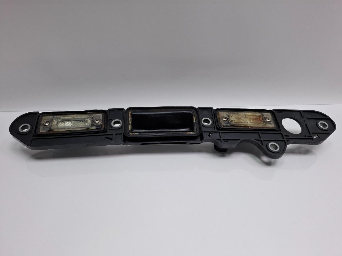 Suport lampi haion cu  buton VOLKSWAGEN TOURAN 1T1, 1T2 2003 - 2010 TDI BMM 1T0827574L
