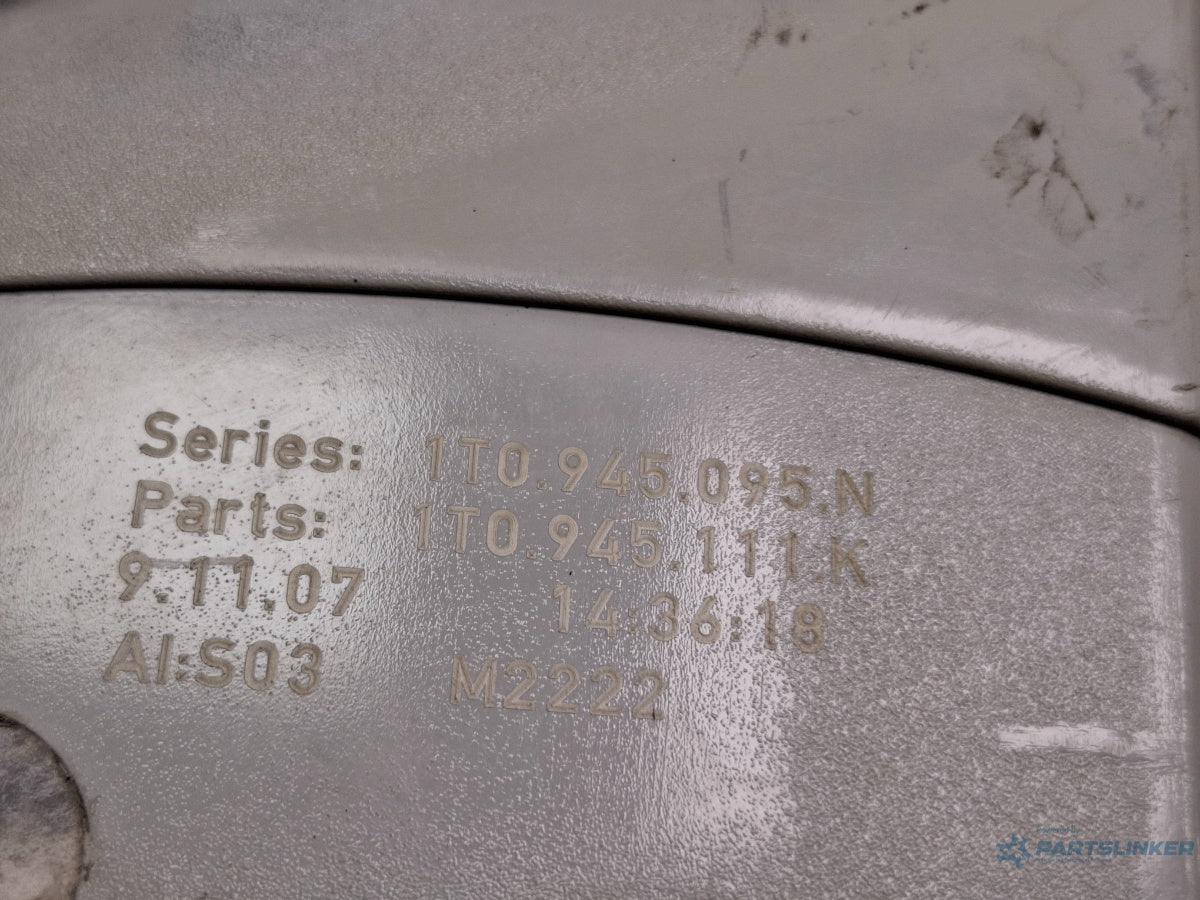 Stop stanga spate VOLKSWAGEN TOURAN 1T1, 1T2 2003 - 2010 TDI BMM 1T0945095N