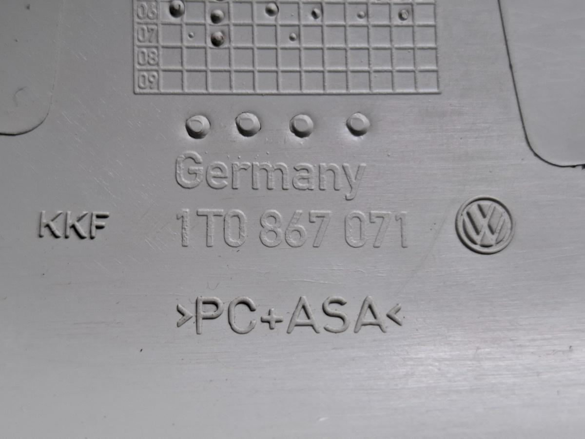 Ornament centura plafon VOLKSWAGEN TOURAN 1T1, 1T2 2003 - 2010 TDI BMM 1T0867071