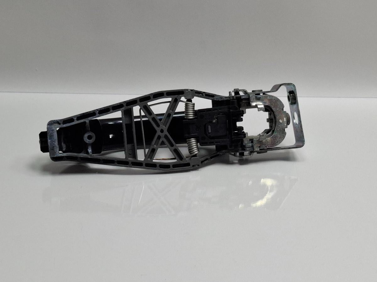 Maner exterior usa cu suport VOLKSWAGEN TOURAN 1T1, 1T2 2003 - 2010 TDI BMM 1T0837885B , 1T0839885A