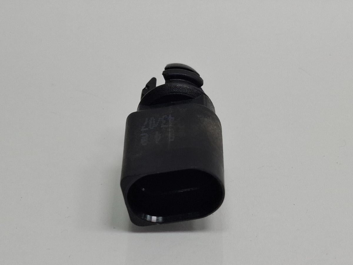 Senzor temperatura exteriora VOLKSWAGEN TOURAN 1T1, 1T2 2003 - 2010 TDI BMM 8Z0820535