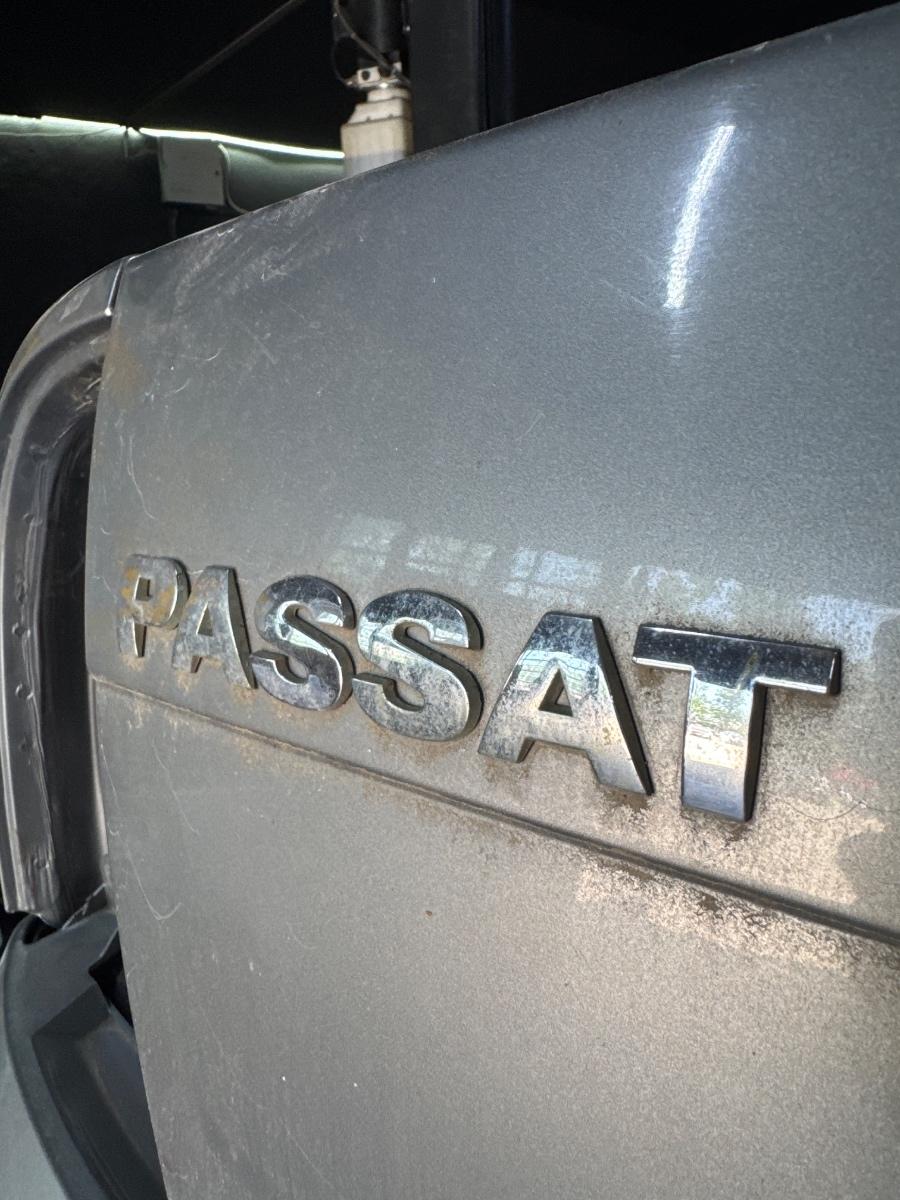 Sigla usa spate VOLKSWAGEN PASSAT 3B3 2000 - 2005 1.6 1.6 ALZ